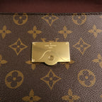 Louis Vuitton Cluny MM · Monogram