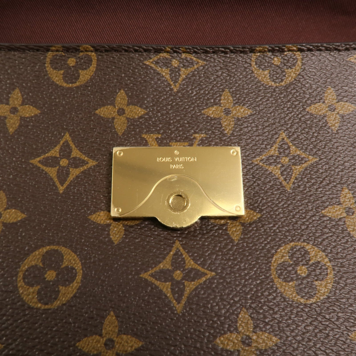 Louis Vuitton Cluny MM · Monogram
