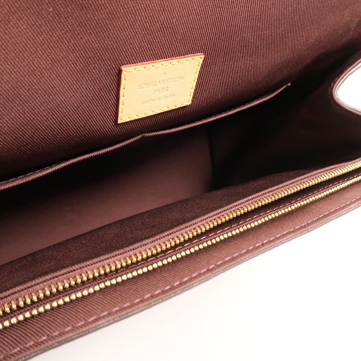 Louis Vuitton Cluny MM · Monogram