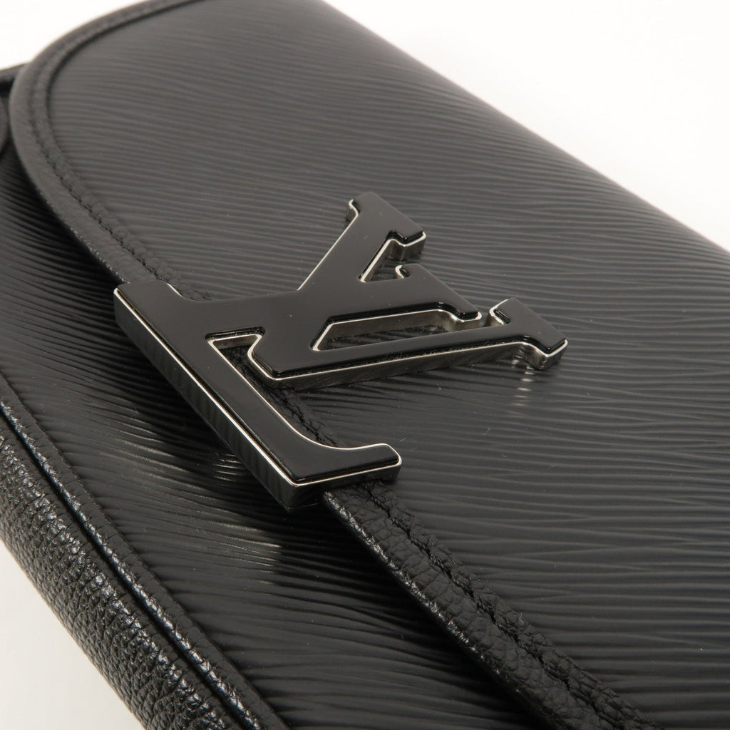 Louis Vuitton Buci · Epi Leather