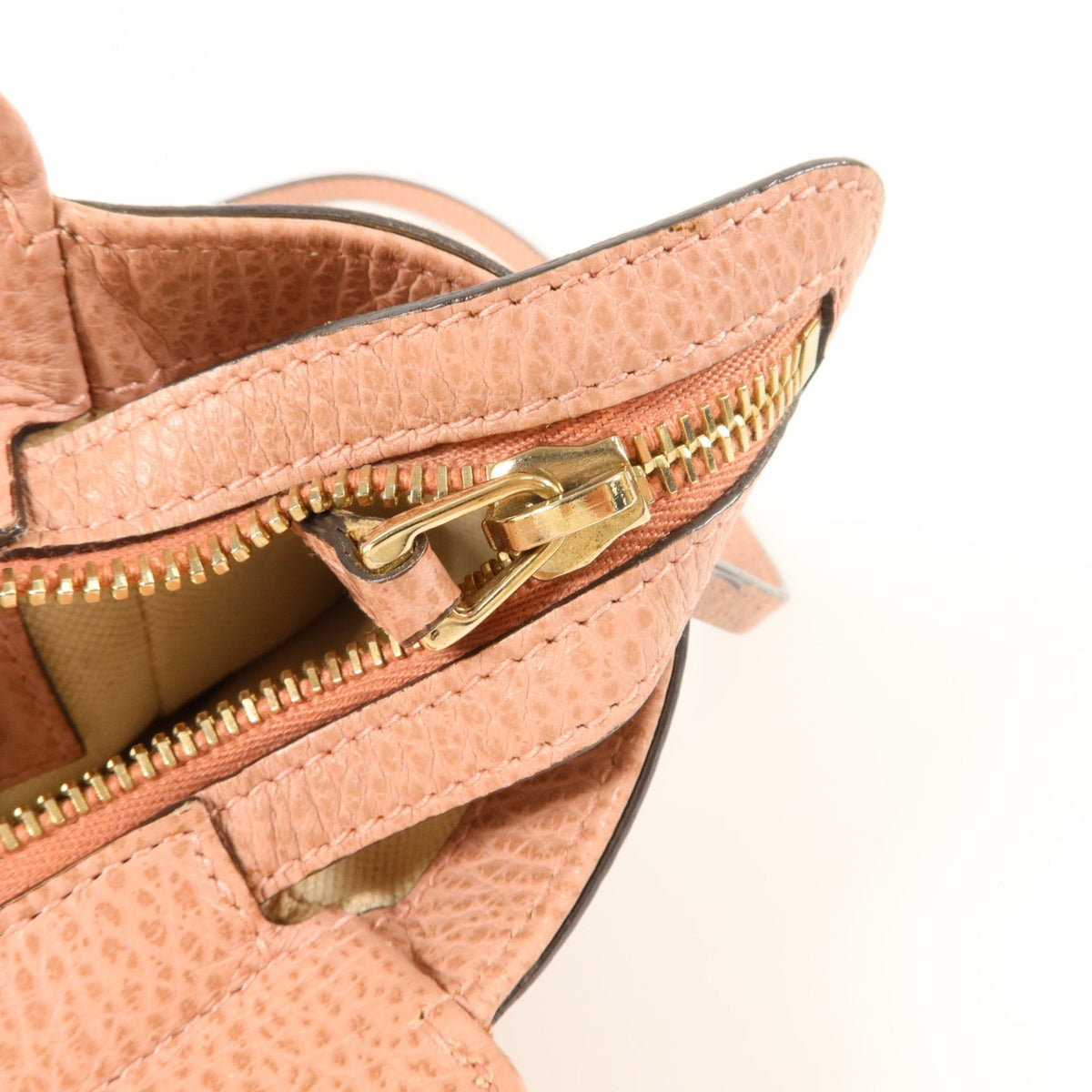 Gucci GG · Calfskin Leather · 2-Way Bag