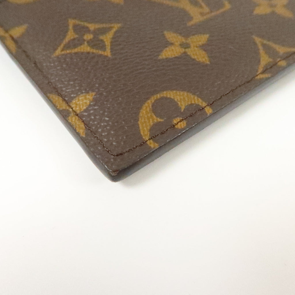 Louis Vuitton · Monogram · Calfskin Purse