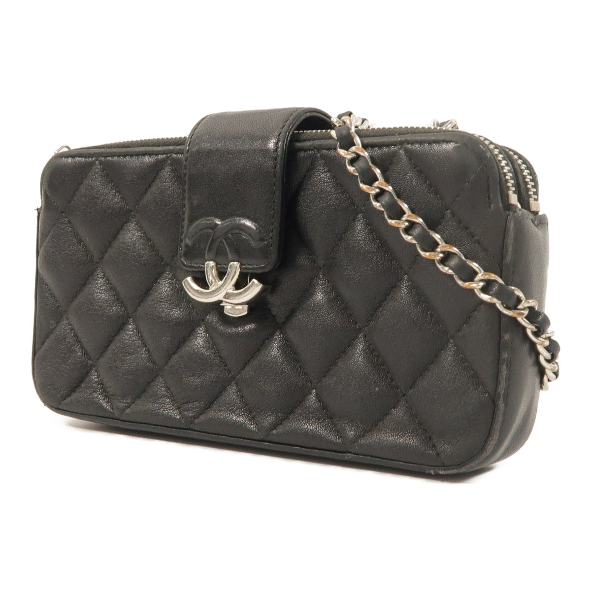 Chanel Chain Shoulder Bag · Lambskin
