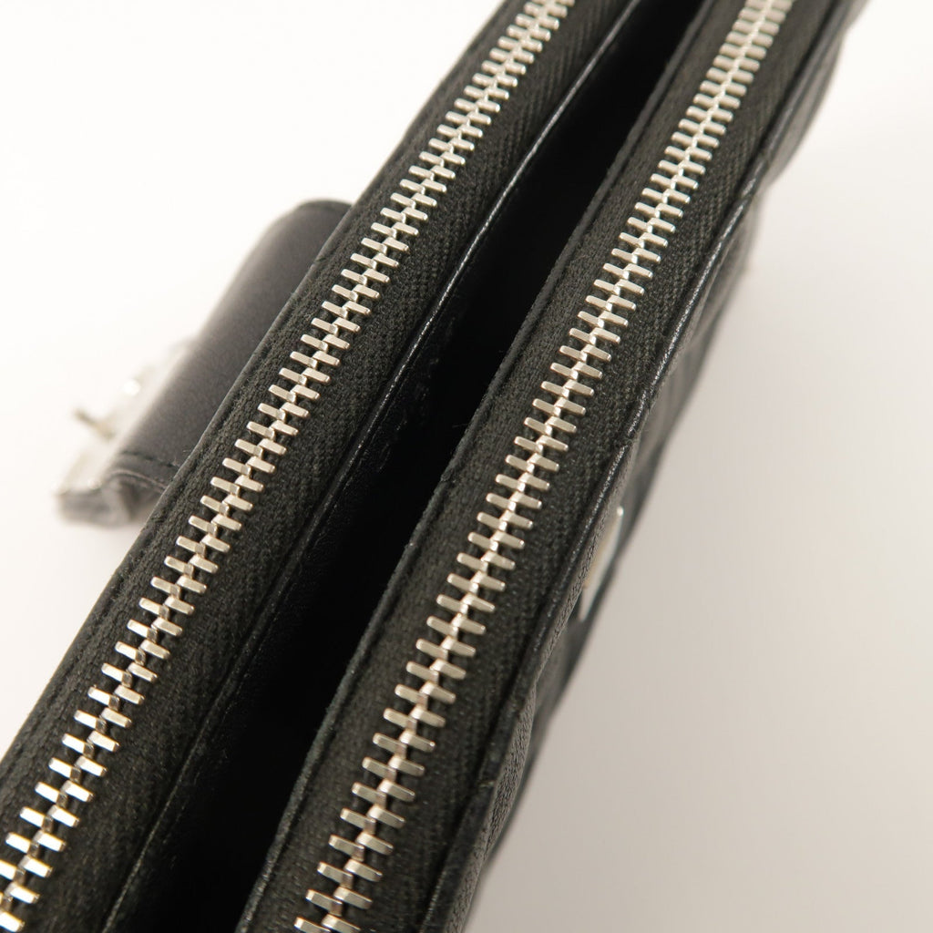 Chanel Chain Shoulder Bag · Lambskin