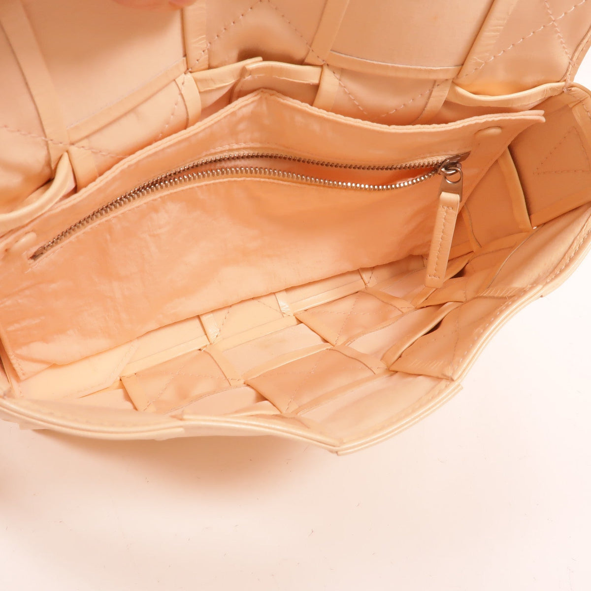 Bottega Veneta Cassette · Lambskin