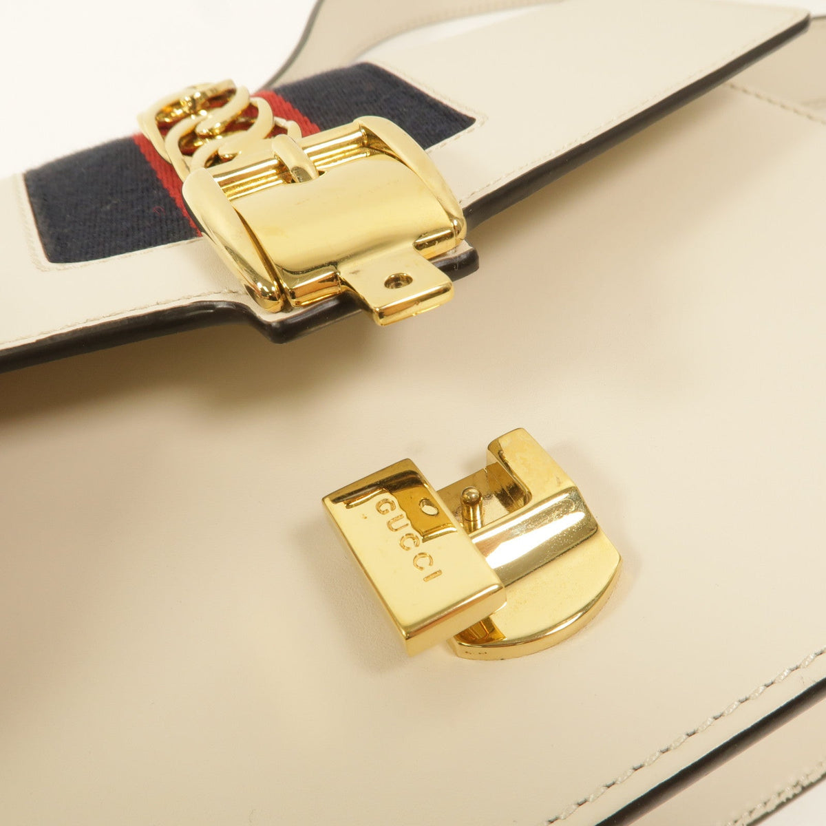 Gucci Sylvie · Calfskin
