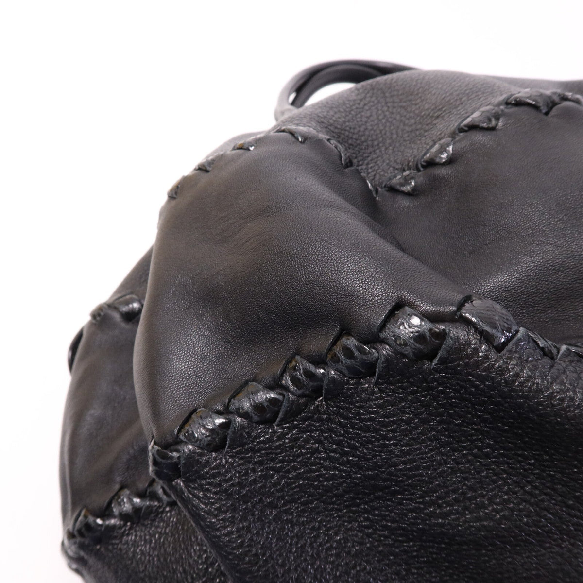 Bottega Veneta Cushion · Calfskin