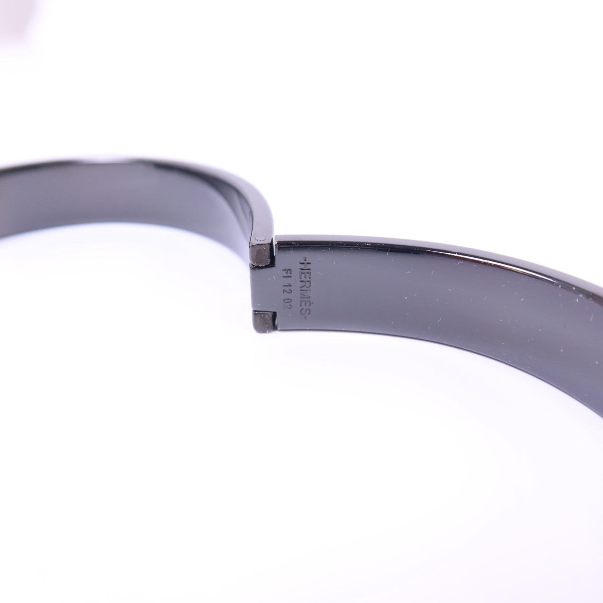 HERMÈS Clic H Bangle · Enamel
