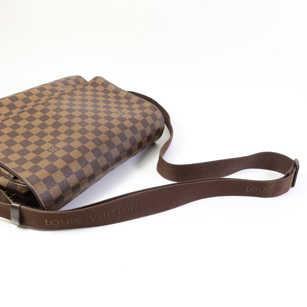Louis Vuitton Shelton MM · Damier
