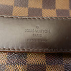 Louis Vuitton Shelton MM · Damier