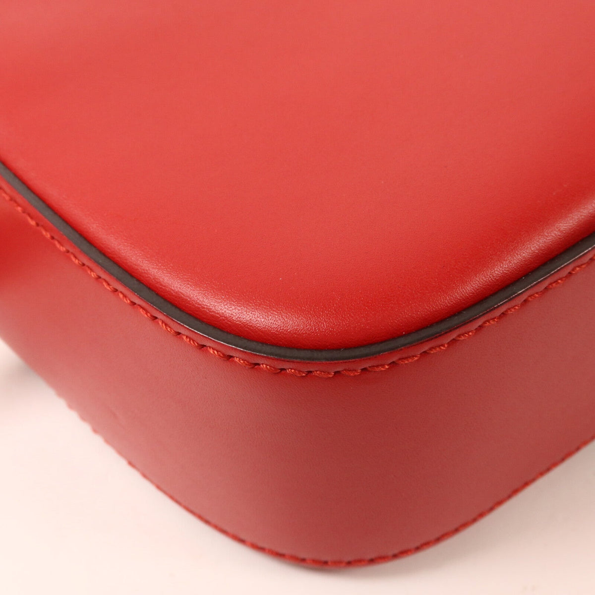 Gucci Web Sherry Line Bee · Calfskin