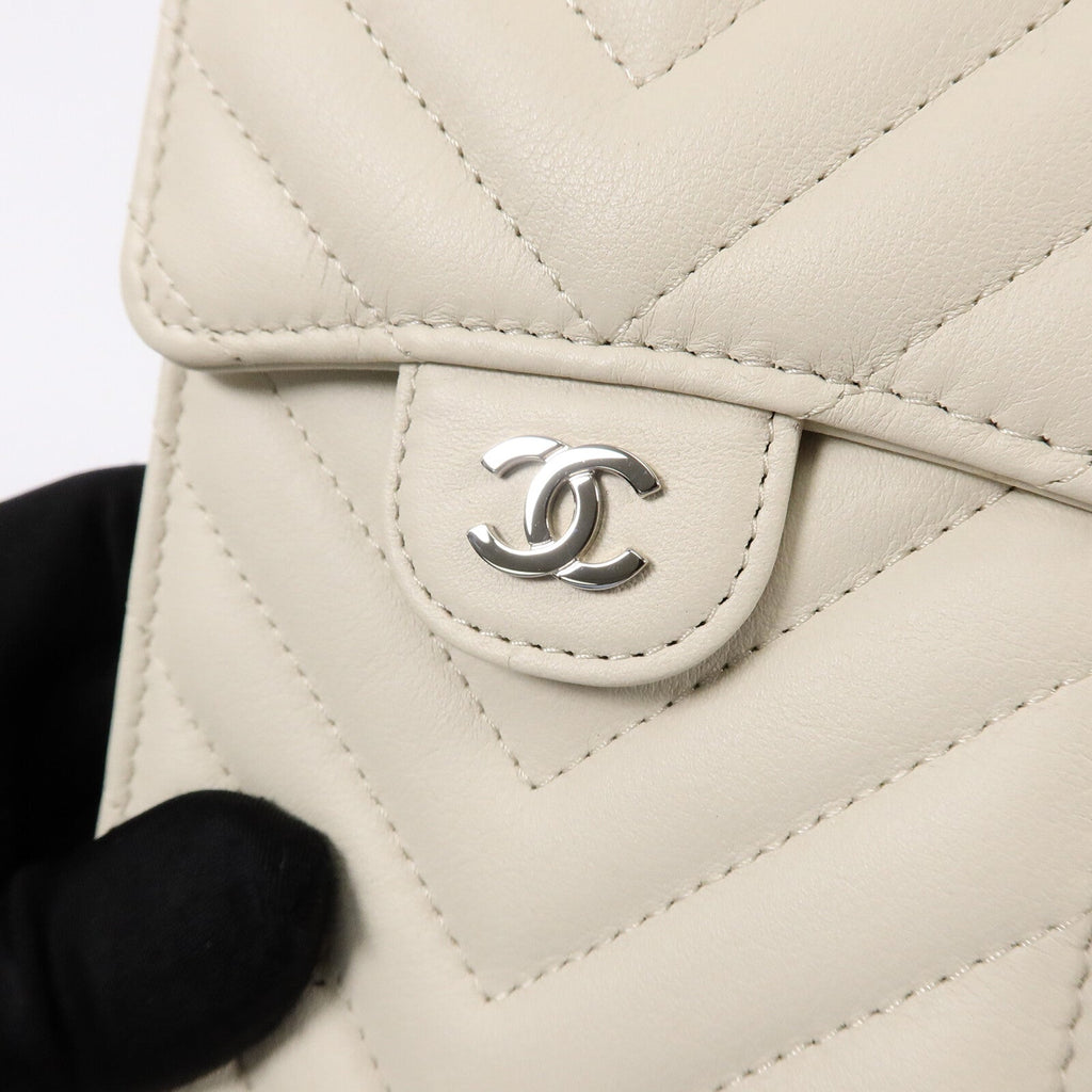 Chanel Chain Shoulder Bag · Lambskin