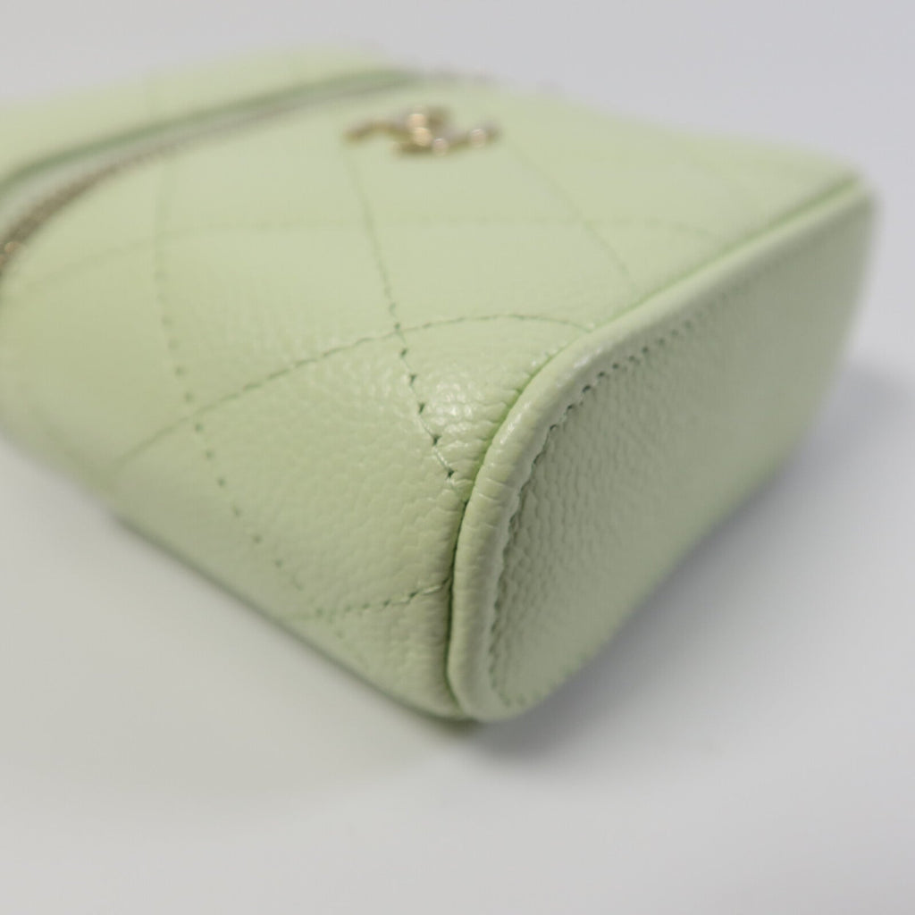 Chanel Mini Vanity · Calfskin · Emerald