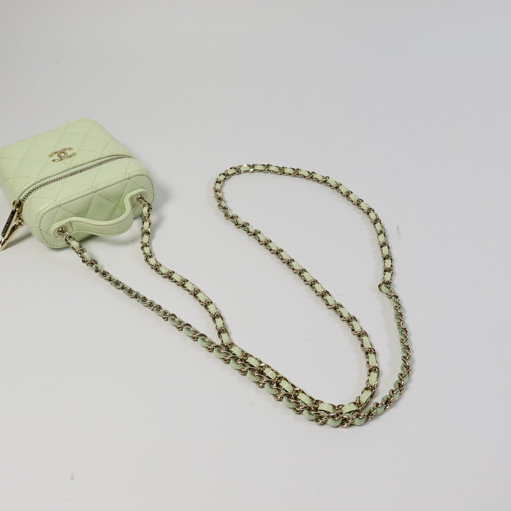 Chanel Mini Vanity · Calfskin · Emerald