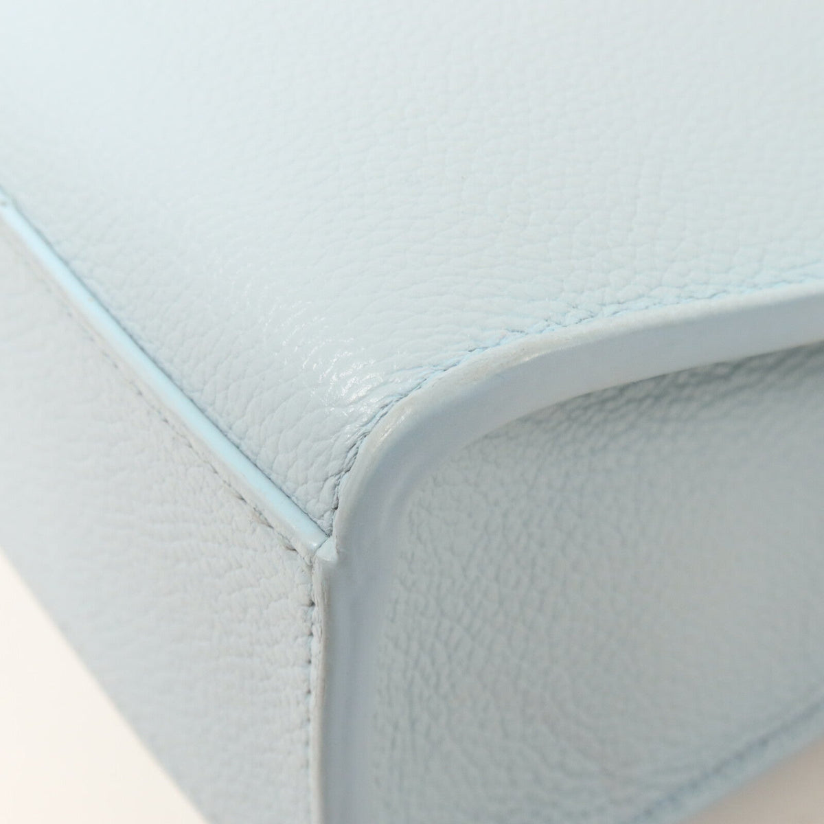 Louis Vuitton MyLockme BB · Calfskin