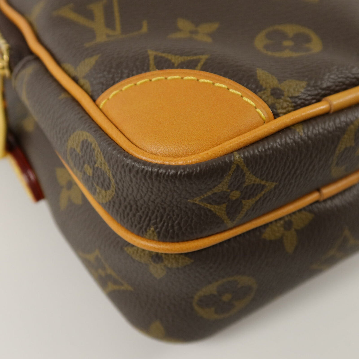 Louis Vuitton Amazone · Monogram