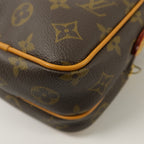 Louis Vuitton Amazone · Monogram