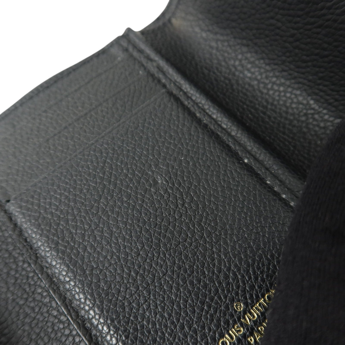 Louis Vuitton Victorine · Monogram Empreinte