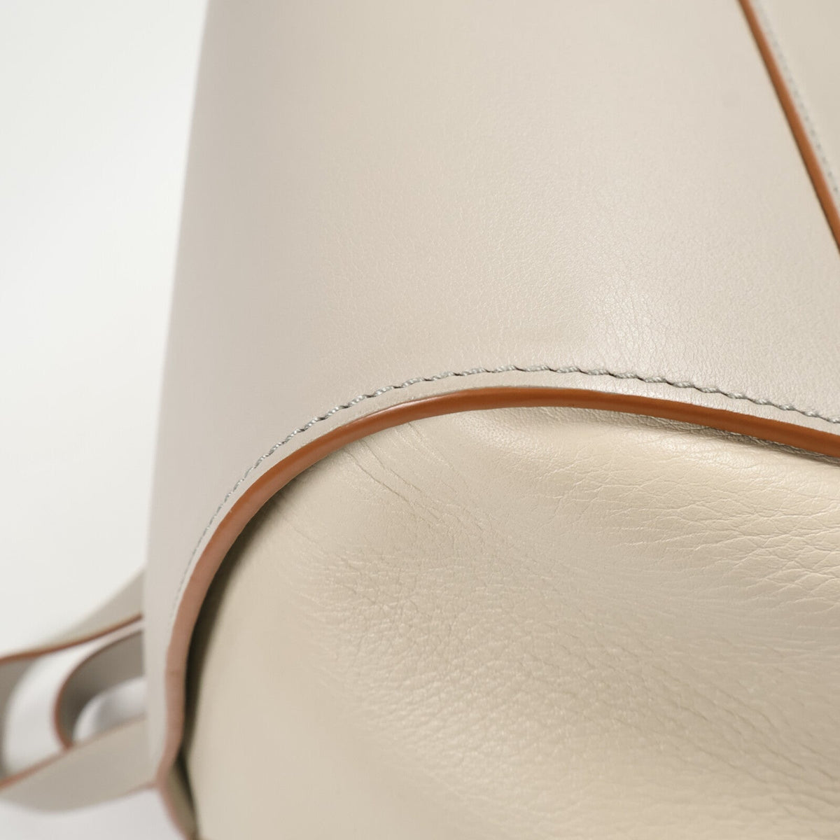 Loewe Hammock Small · Calfskin