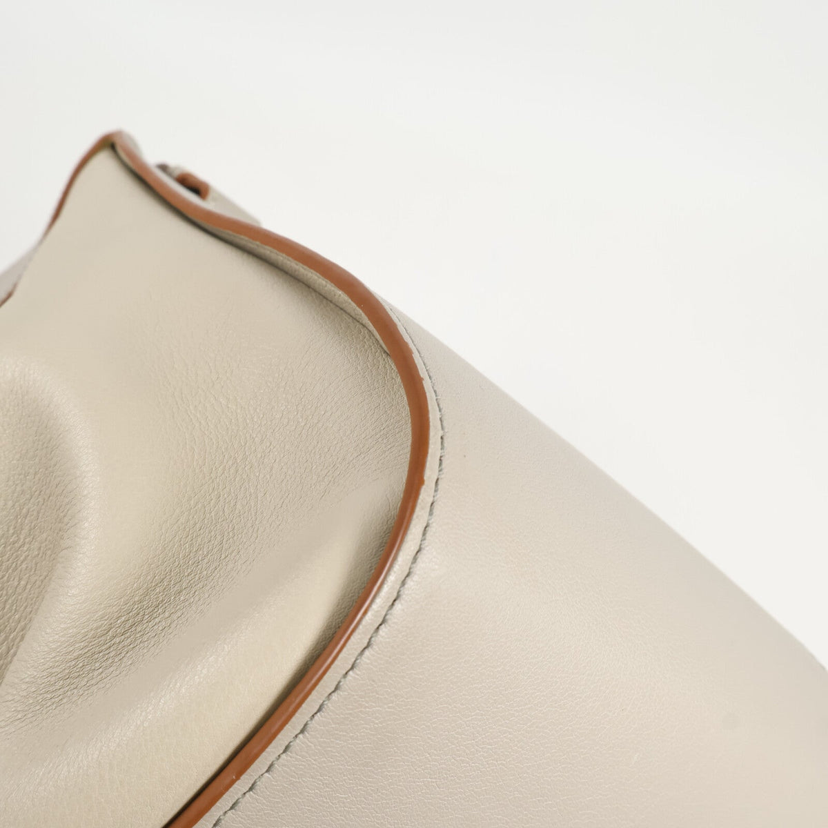 Loewe Hammock Small · Calfskin