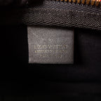 Louis Vuitton Pochette Scuba · Monogram