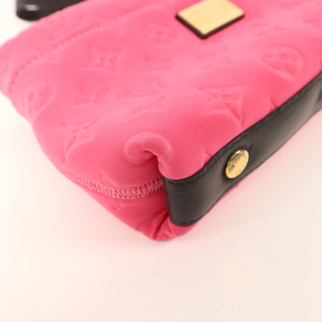 Louis Vuitton Pochette Scuba · Monogram