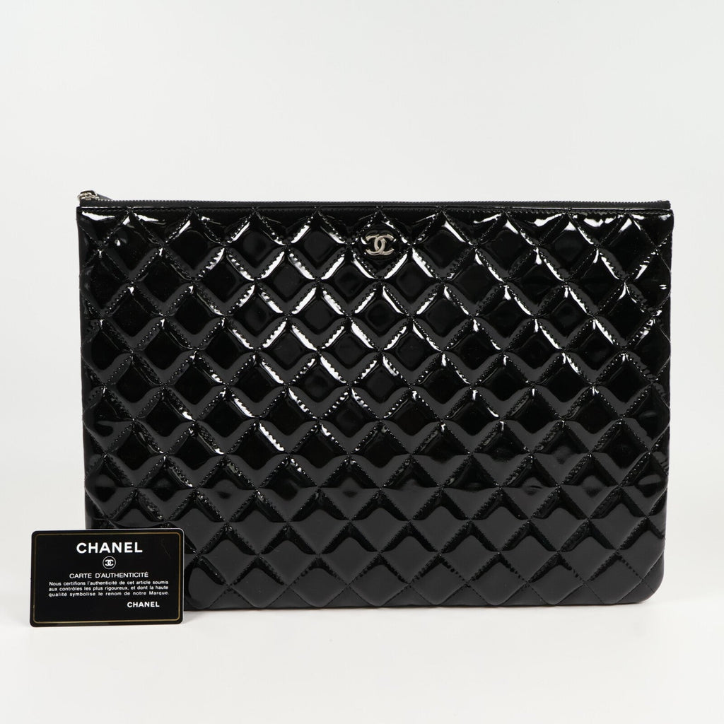 Chanel CC Clutch · Patent Leather