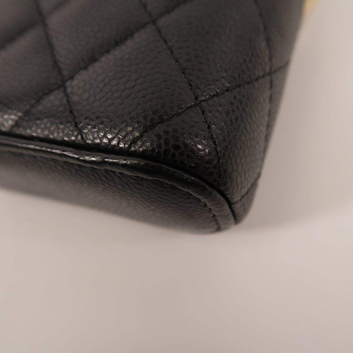 Chanel Vanity With Chain · Calfskin
