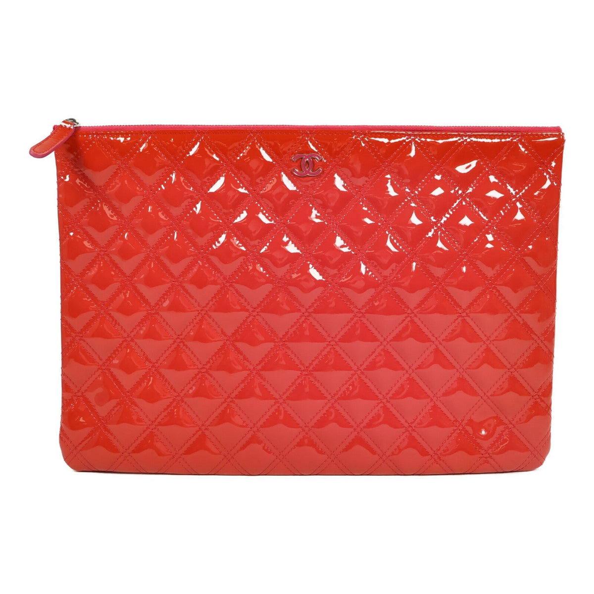 Chanel Matelassé O-Case · Patent Leather