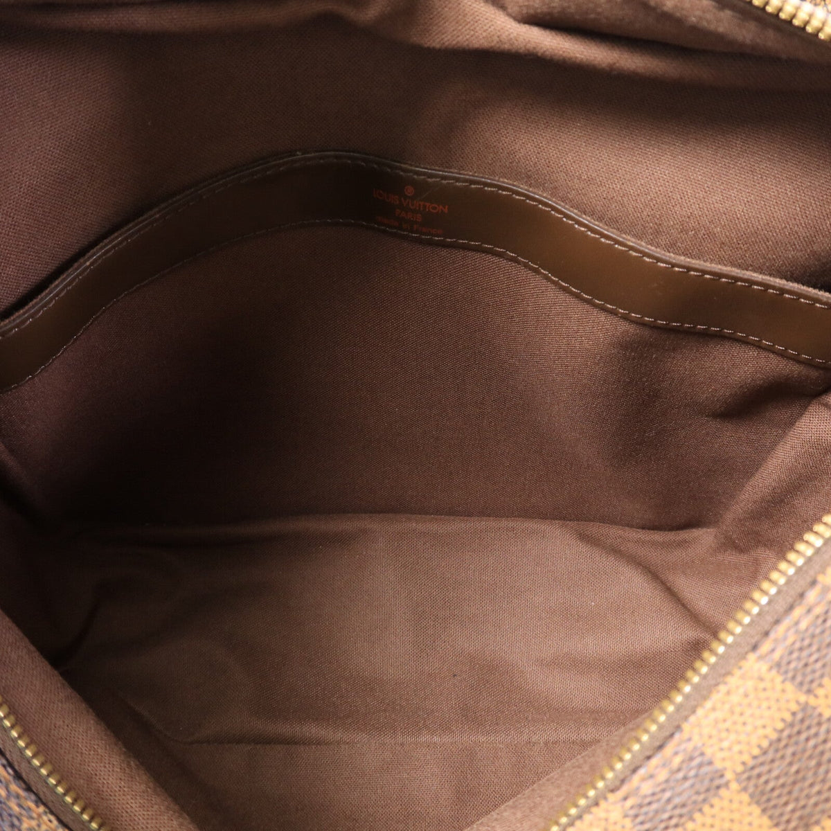 Louis Vuitton Naviglio · Damier · Messenger