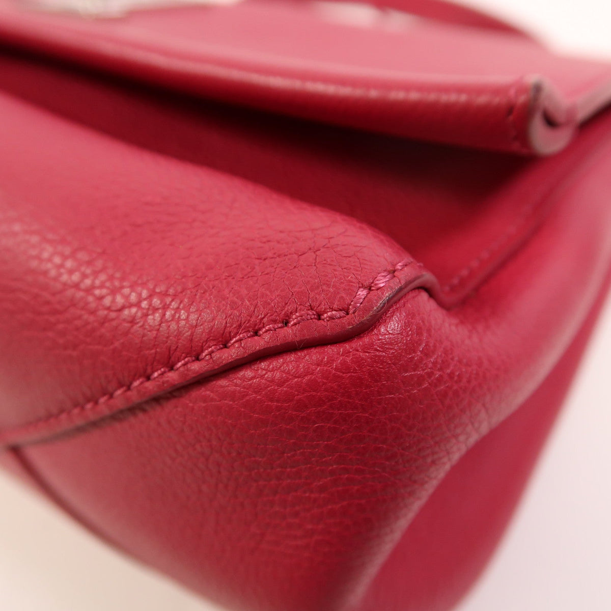 Louis Vuitton Lockme · Calfskin
