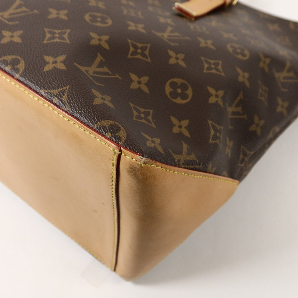 Louis Vuitton Mezzo · Monogram