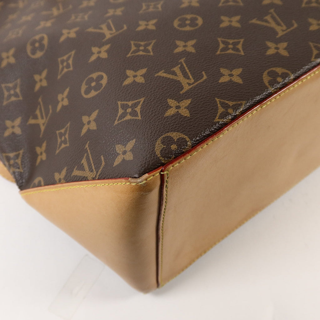 Louis Vuitton Mezzo · Monogram
