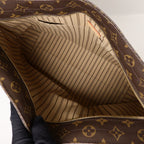 Louis Vuitton Mezzo · Monogram