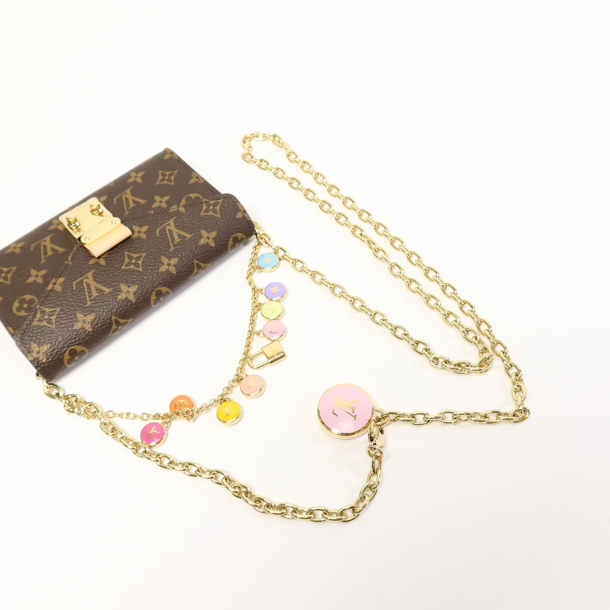 Louis Vuitton Pochette Métis · Monogram