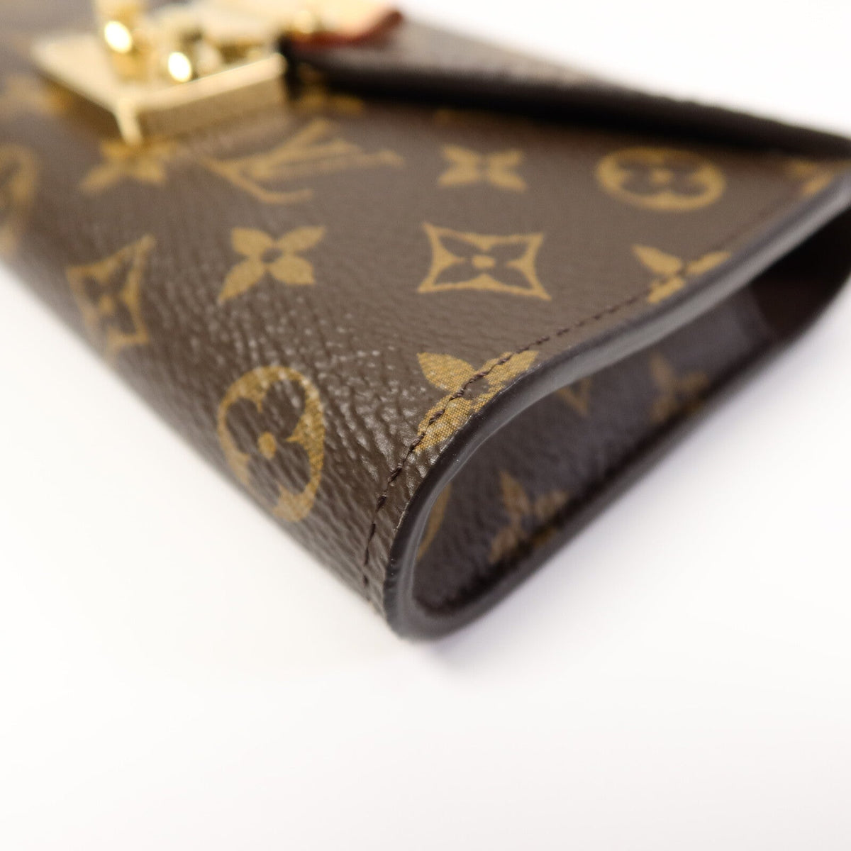 Louis Vuitton Pochette Métis · Monogram