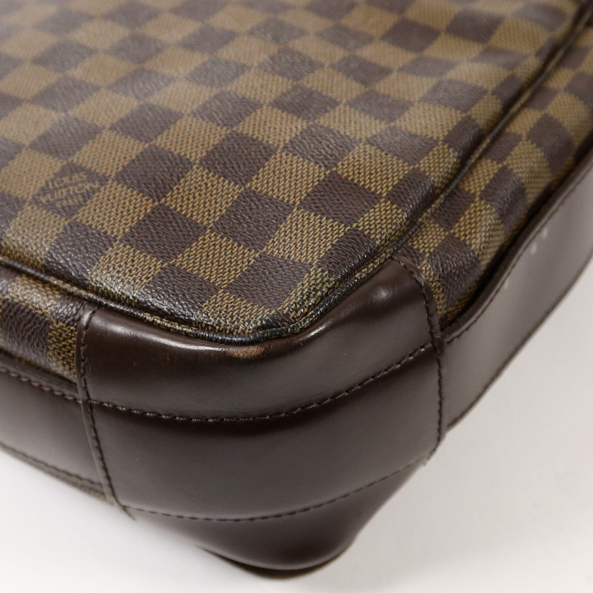 Louis Vuitton Bastille · Damier Ebene