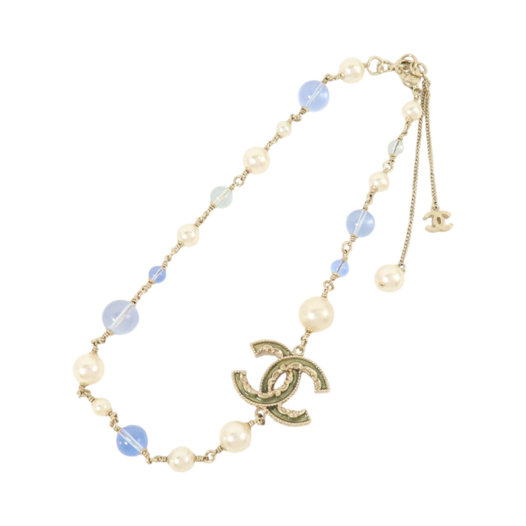 CHANEL CC Necklace · Enamel
