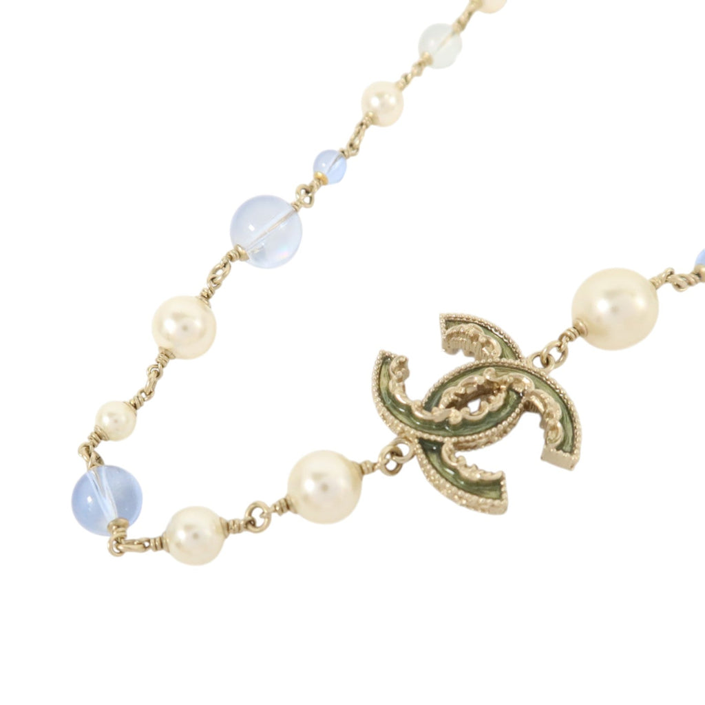 CHANEL CC Necklace · Enamel