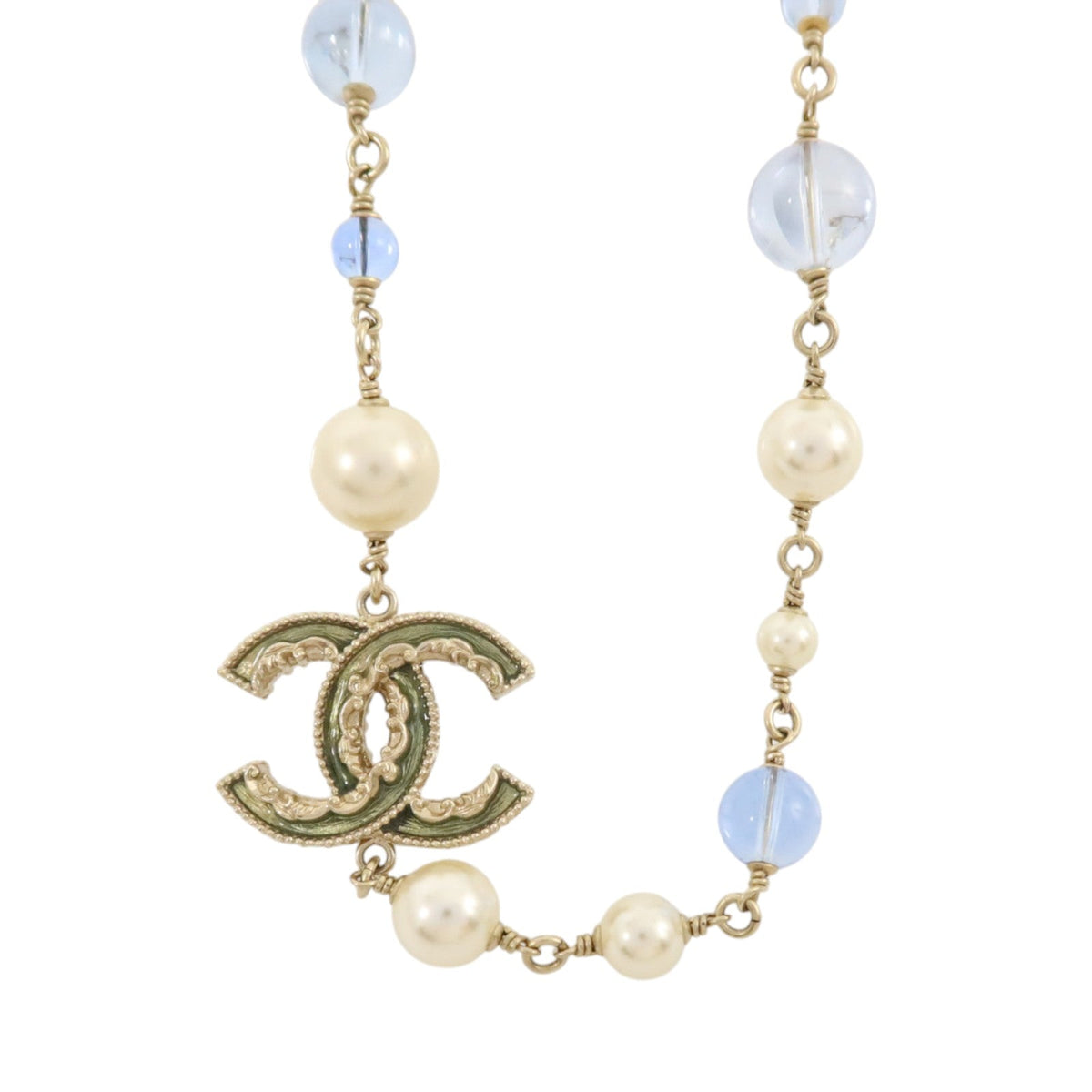 CHANEL CC Necklace · Enamel