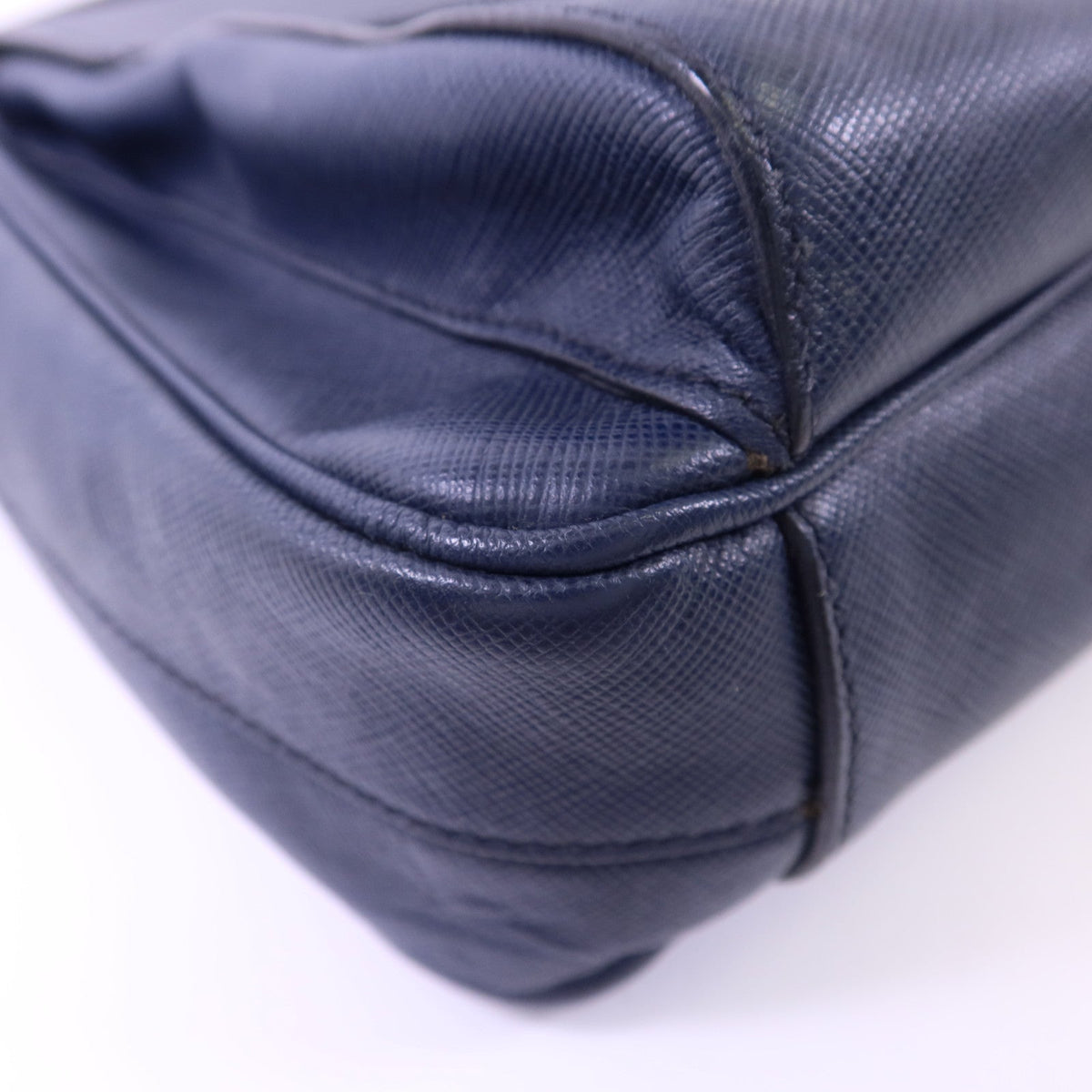 Prada Saffiano · Messenger Bag · Calfskin