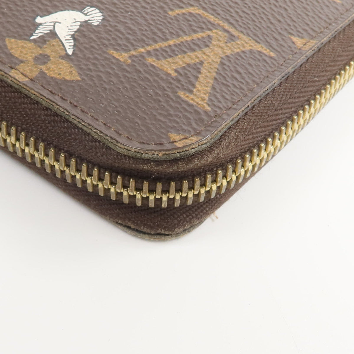 Louis Vuitton Illustre Evasion Zippy Wallet