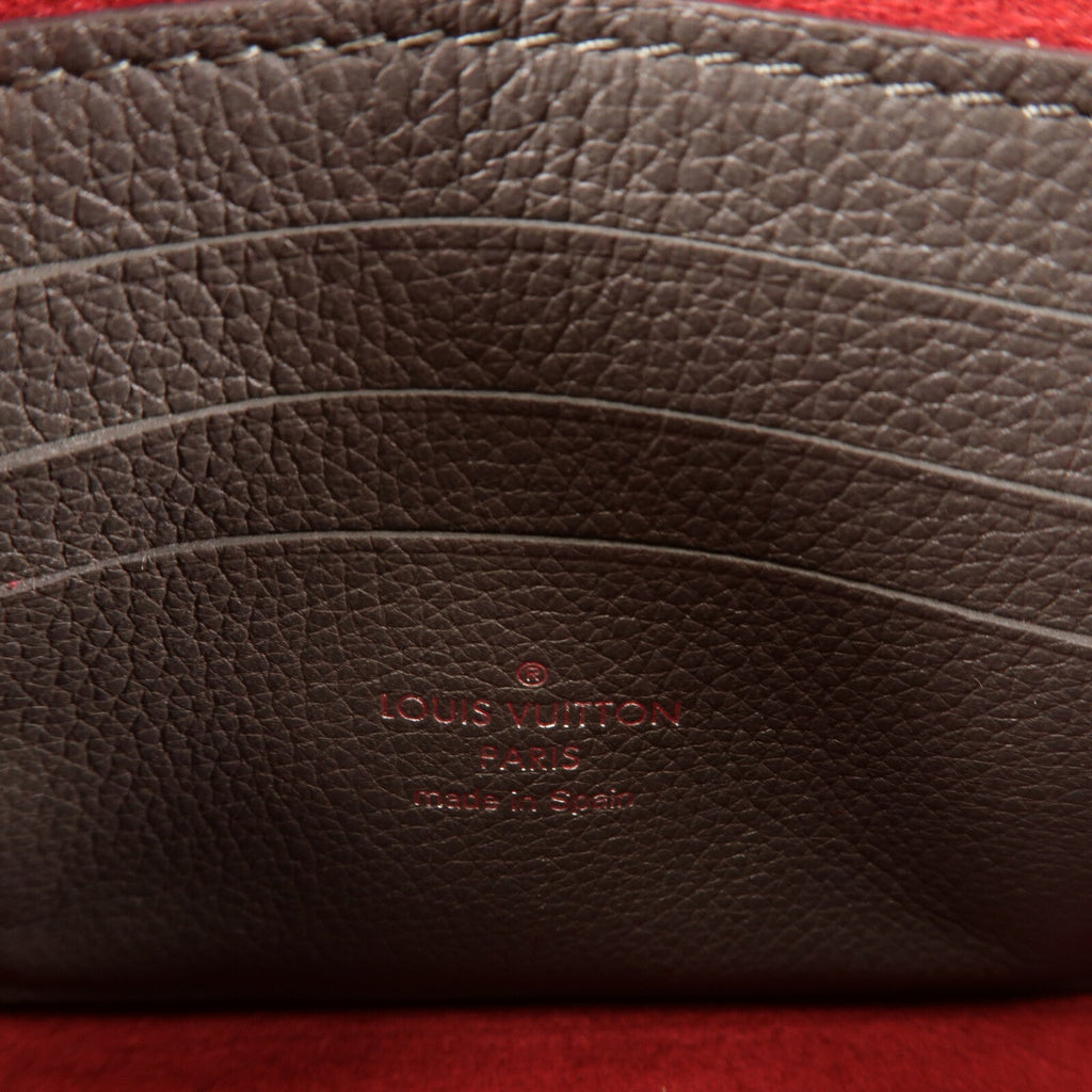 Louis Vuitton Pochette Lockme Chain · Calfskin