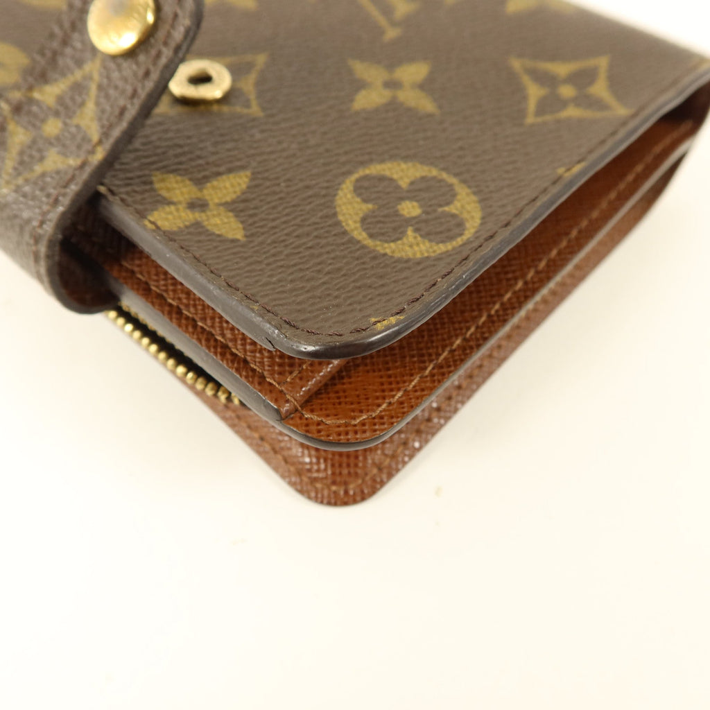 Louis Vuitton Compact Zipper · Monogram