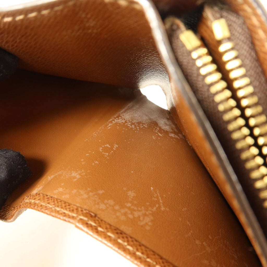 Louis Vuitton Compact Zipper · Monogram