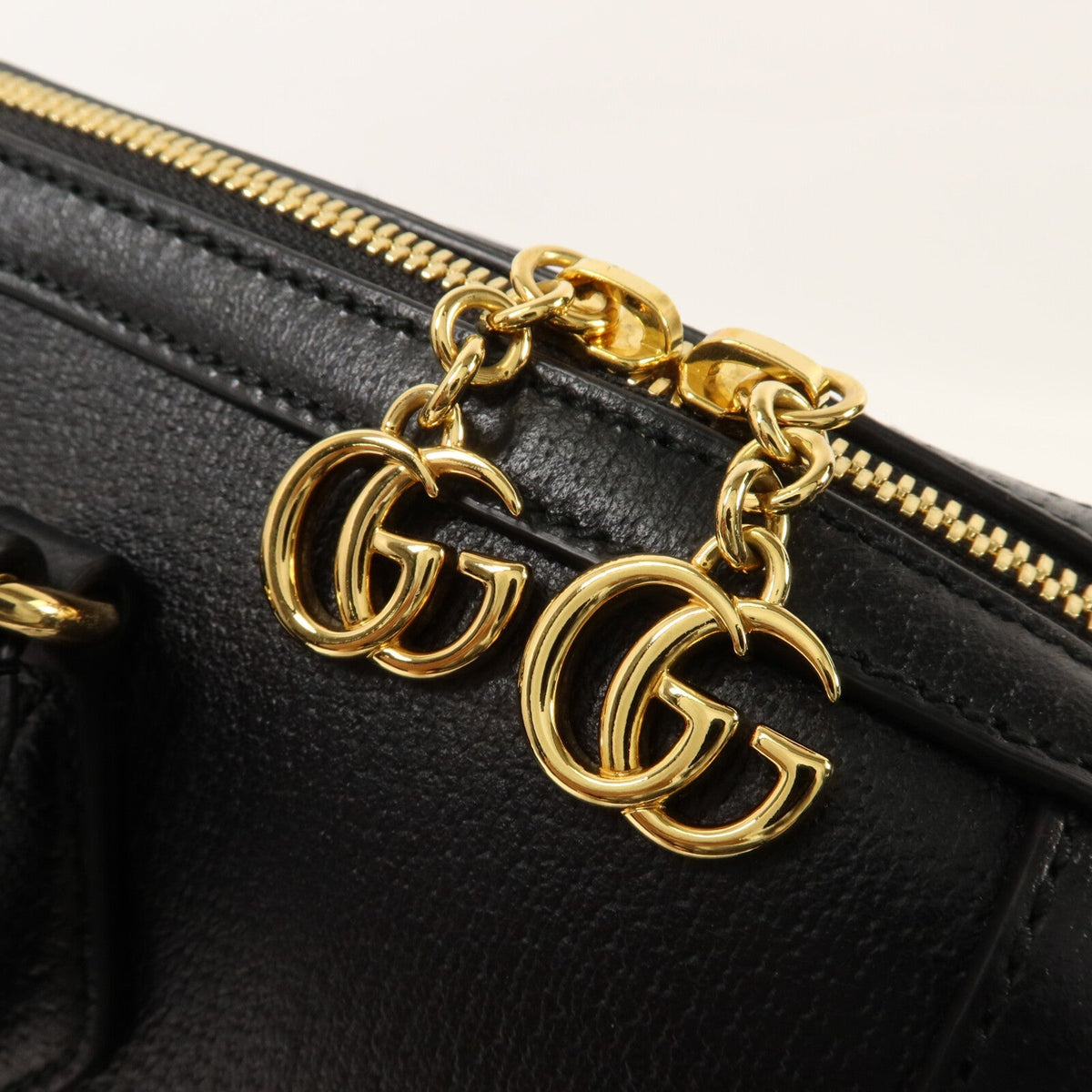 Gucci Ophidia GG · Calfskin