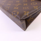 Louis Vuitton Locky BB · Monogram