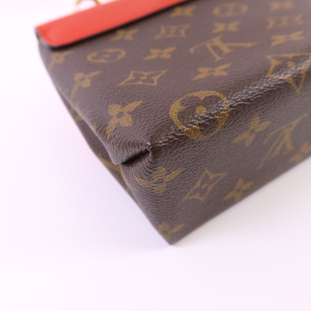 Louis Vuitton Locky BB · Monogram