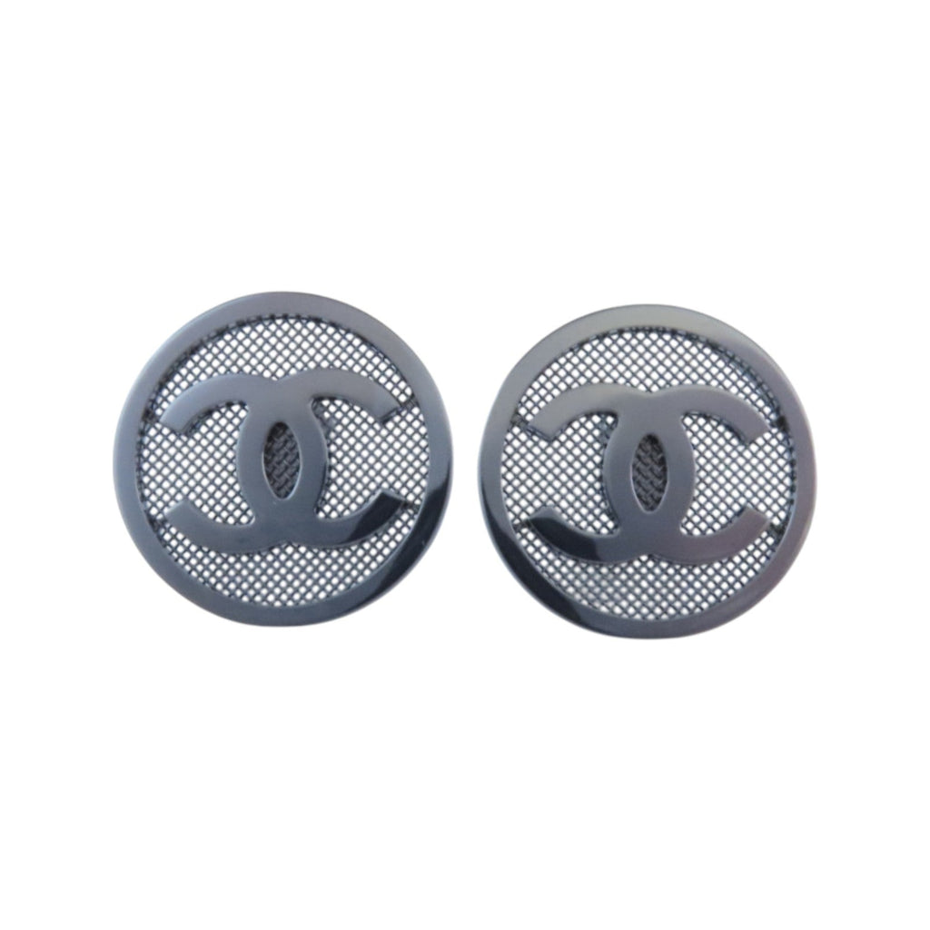 CHANEL CC Earrings · Metal