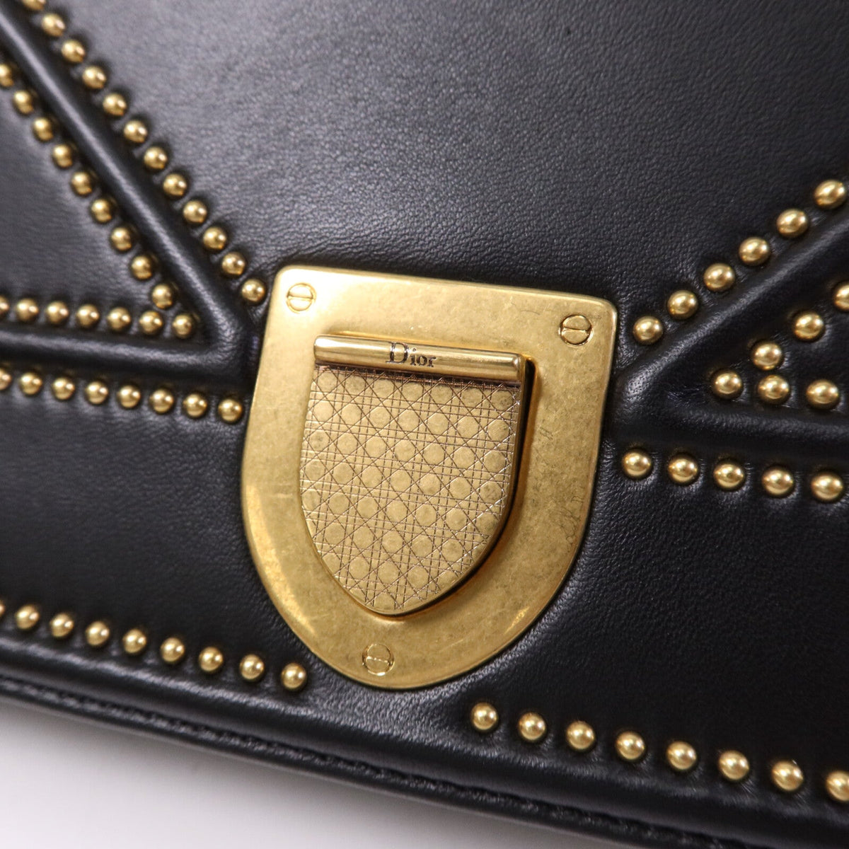 Dior Diorama · Calfskin · Chain Shoulder